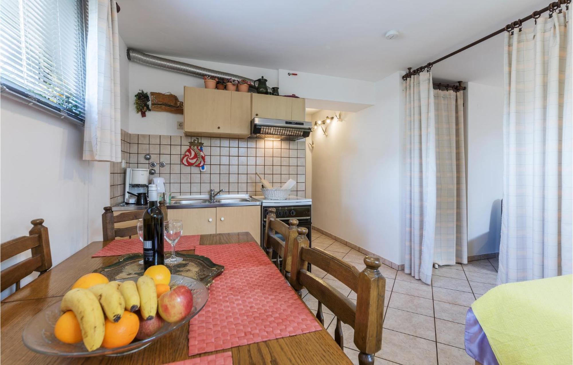 Gorgeous Apartment In Pula With Wifi Экстерьер фото